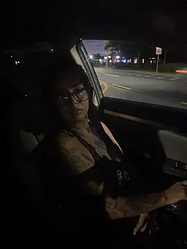 Chatroom XXX en direct de Controllercutie