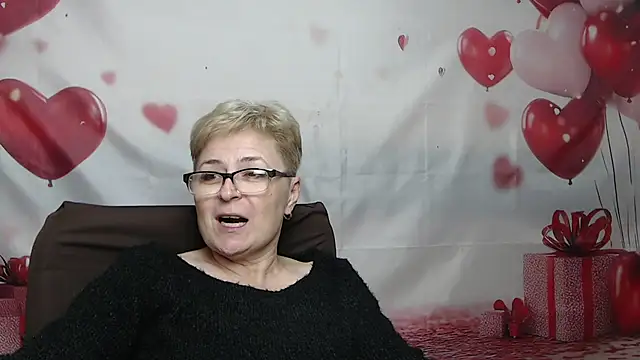 EmiliaGree Live XXX Chat