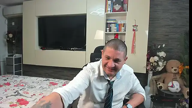 SpartacusDaddy48: απευθείας συνομιλία ΧΧΧ