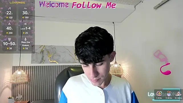 Dyla_n18n Live XXX chat