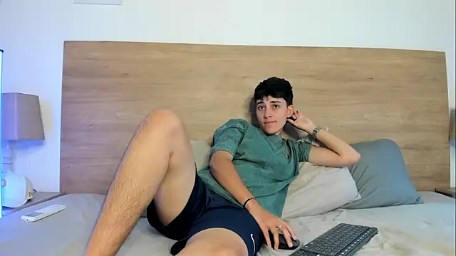 SkylarFox_ Chat XXX live