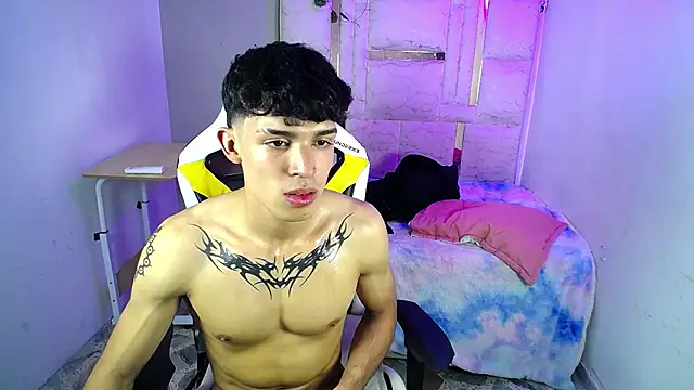 XXX chat uživo modela Liom_Gym
