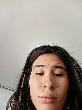 safiya__emira 即時 XXX 聊天