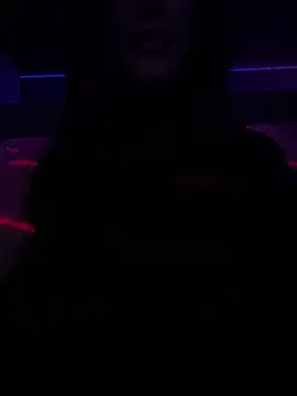 Milana_UK Show in webcam