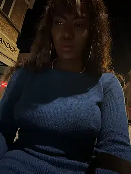 blackhotpartyts' Live XXX Chat