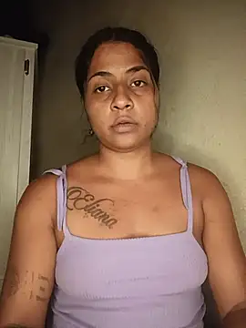 Chat XXX ao vivo de Giselabrunette25