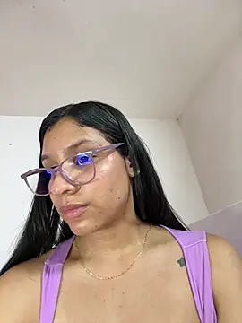 Chatroom XXX en direct de Danaeluxe