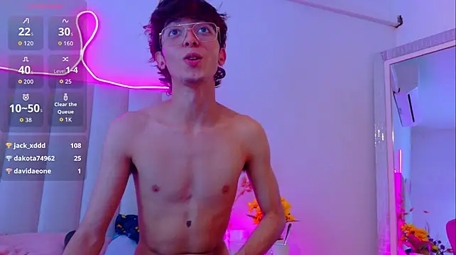 Twink_Sebas7のライブXXXチャット