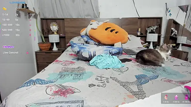Онлайн чат XXX taylorlivee