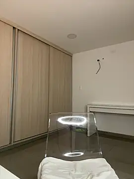 Curlyierr 现场XXX聊天