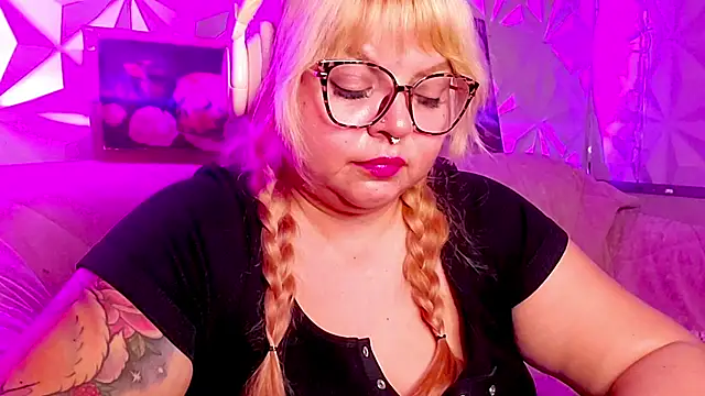 Satyn_dollのライブXXXチャット