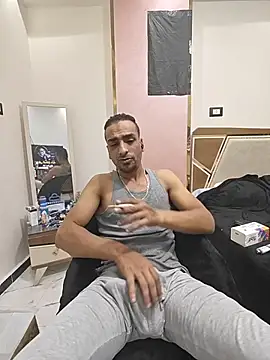 highguyn Live XXX chat