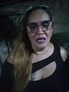 Czat XXX na żywo – MOTHER_AND_SON09