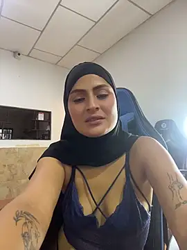 aisha_kn Live XXX chat