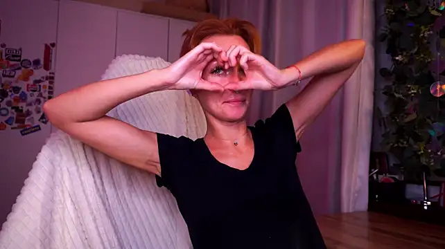 Liuba_Fox: онлайн-секс-чат
