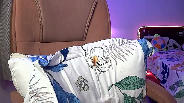 Živý XXX chat RooH_Punjaban69