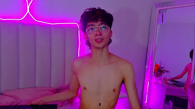 Twink_Sebas7 live XXX chat