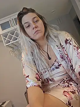 Chatroom XXX en direct de ScarletsWeb