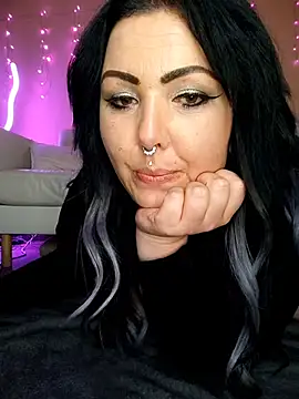 CurvyBonnie_XO: απευθείας συνομιλία ΧΧΧ