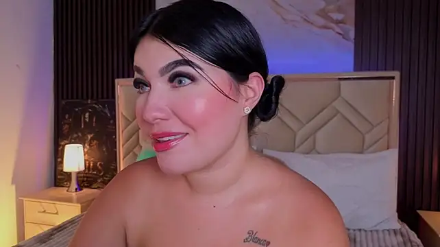 MiaaFarrel's Live XXX Chat