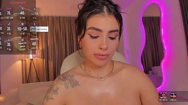 Sarah_Stone_ Adlı Modelin Canlı XXX Sohbeti