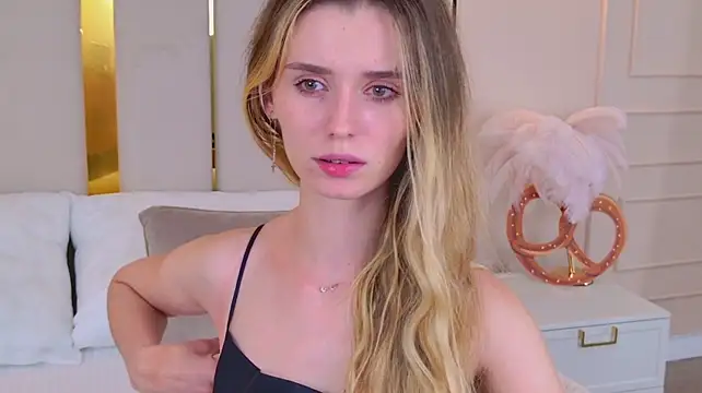 MarybethSnow Chat XXX live