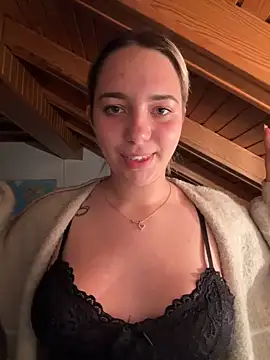 Naomi-Klein Live XXX-Chat