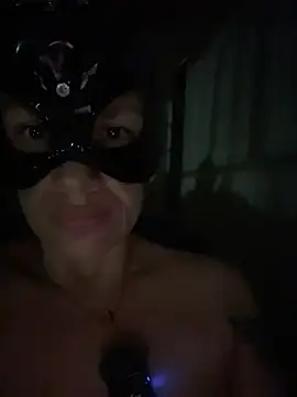 MARILYNKOVANOVA XXX чат на живо