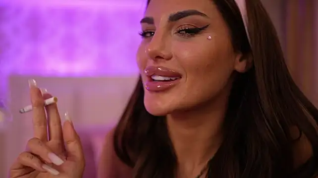 SiennaChantall Chat XXX live