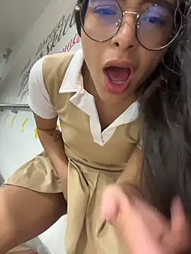 HappyKittyXXX 라이브 XXX 채팅