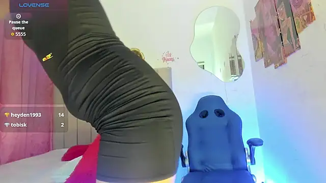 stacyfoxxx Chat XXX in diretta