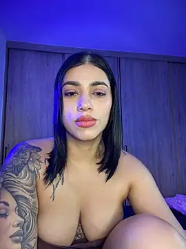 Chatroom XXX en direct de AlannaEvons