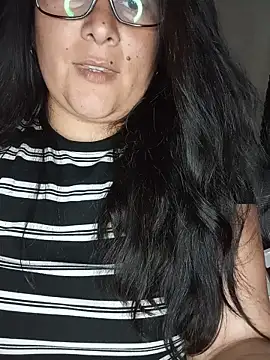 Chat +18 de Clara_Arg ao vivo