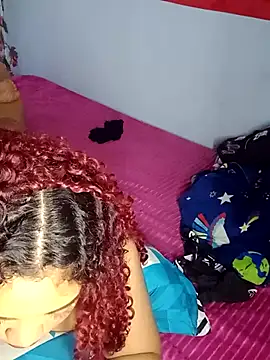 AngelaCoffee Adlı Modelin Canlı XXX Sohbeti