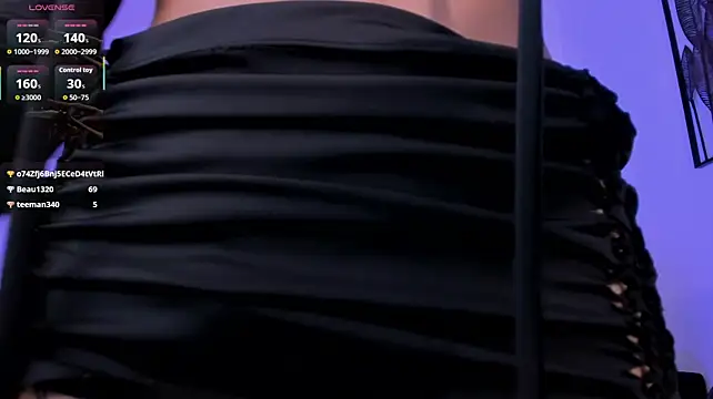 צ'אט XXX בשידור חי של BellaConnorX