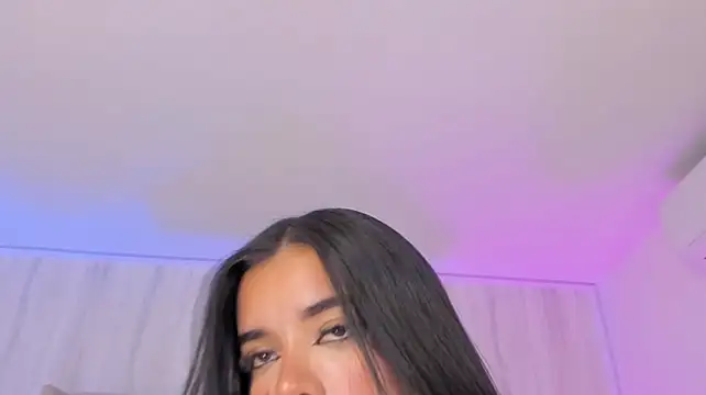 kaylarossi Adlı Modelin Canlı XXX Sohbeti
