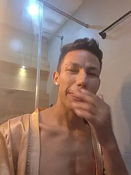 DirtySlave_ Adlı Modelin Canlı XXX Sohbeti