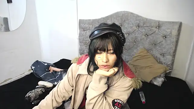 Chatroom XXX en direct de yiyi_cs