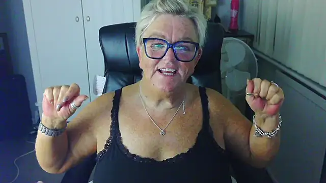 BridgetBlueEyes লাইভ XXX চ্যাট