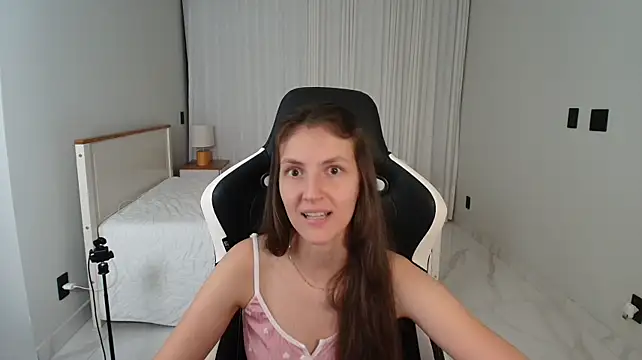 Chat XXX ao vivo de upssnowy