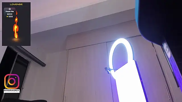 DerekOlsen's Live XXX Chat