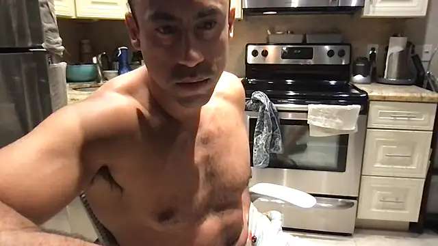 BigGuyMuscle 라이브 XXX 채팅