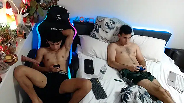 Kevinjchan1 – Naživo XXX chat