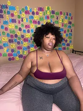 Chocolatebunnyxx96 Chat XXX in diretta