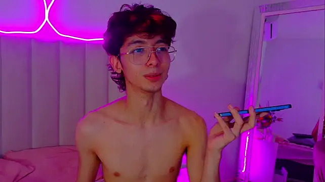 Twink_Sebas7: απευθείας συνομιλία ΧΧΧ