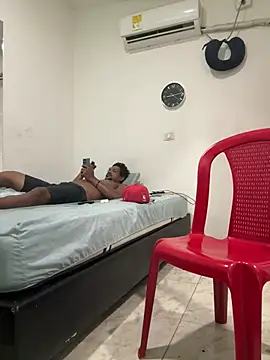 bigdick211292 现场XXX聊天