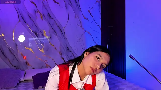 Emmiicute Adlı Modelin Canlı XXX Sohbeti