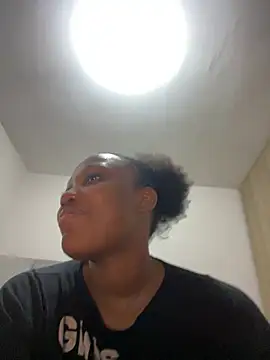 Czat XXX na żywo – LaylaQueen0_
