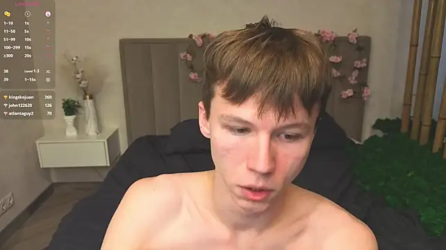 cuMte_boy live XXX chat
