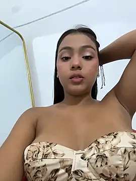 Chatroom XXX en direct de Baby_morena12